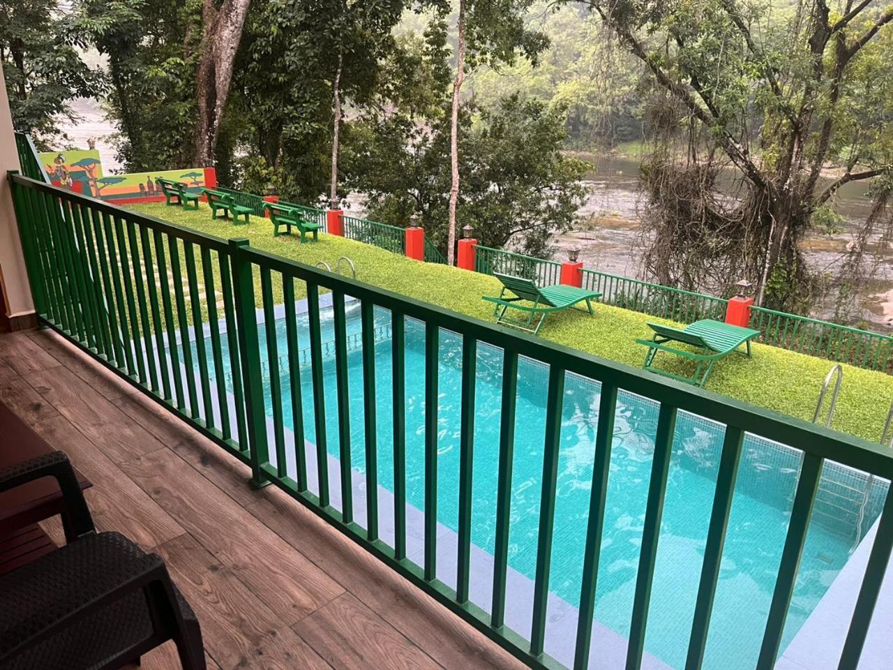 Falcon Riverview Resorts Kuttampuzha Exterior foto
